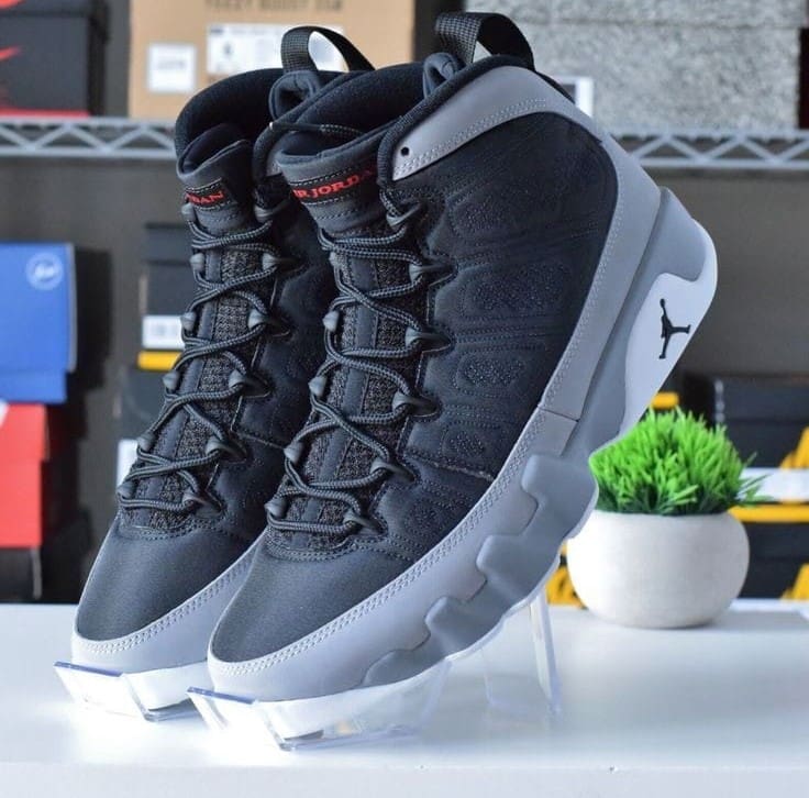 Nike Air Jordan IX