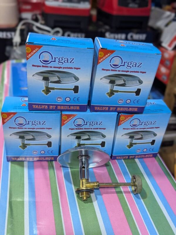 6KG burner(REGULATOR) A screw-in regulator (burner) used on a 6kg cylinder