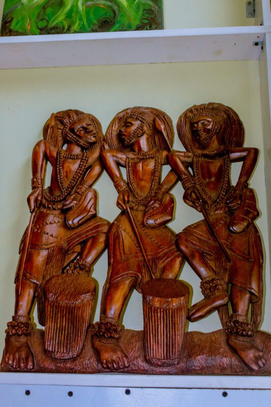 Hme decrative woodem art