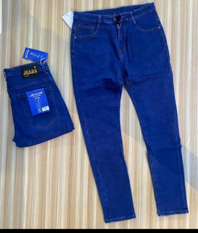 Men’s Classic Straight Jeans