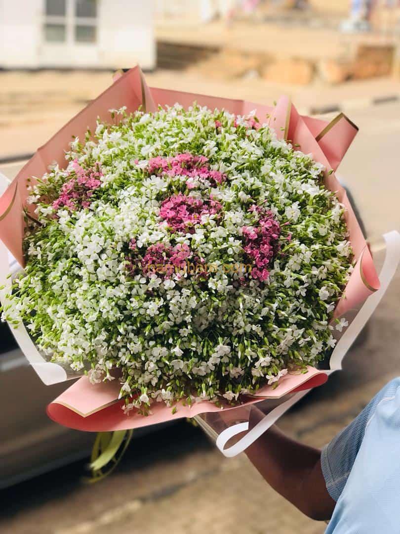 Natural Fresh Flowers Bouquets